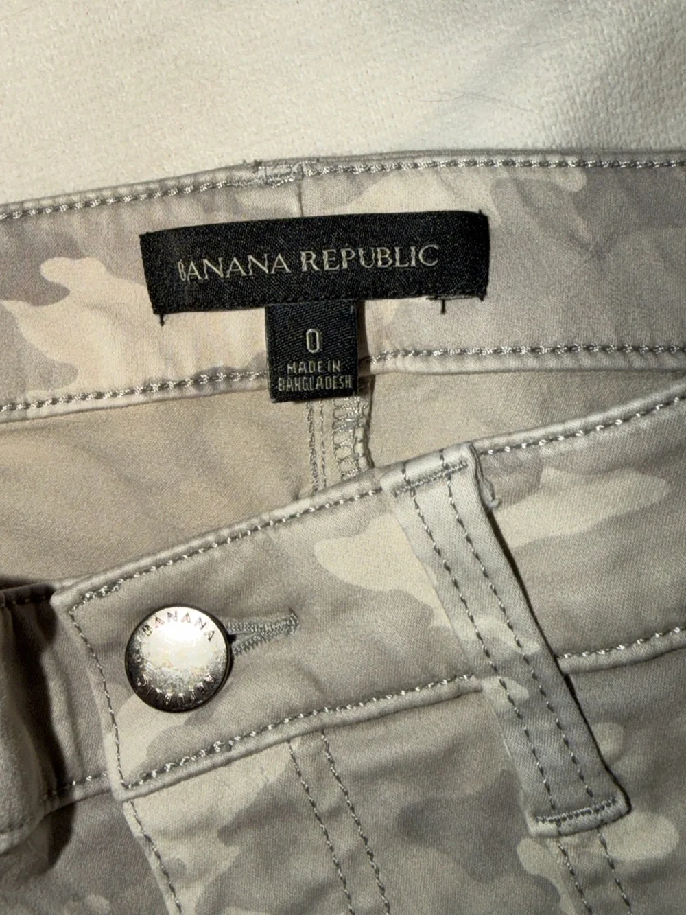 Banana Republic Women’s Skinny Camo Jeans - Gray & Beige